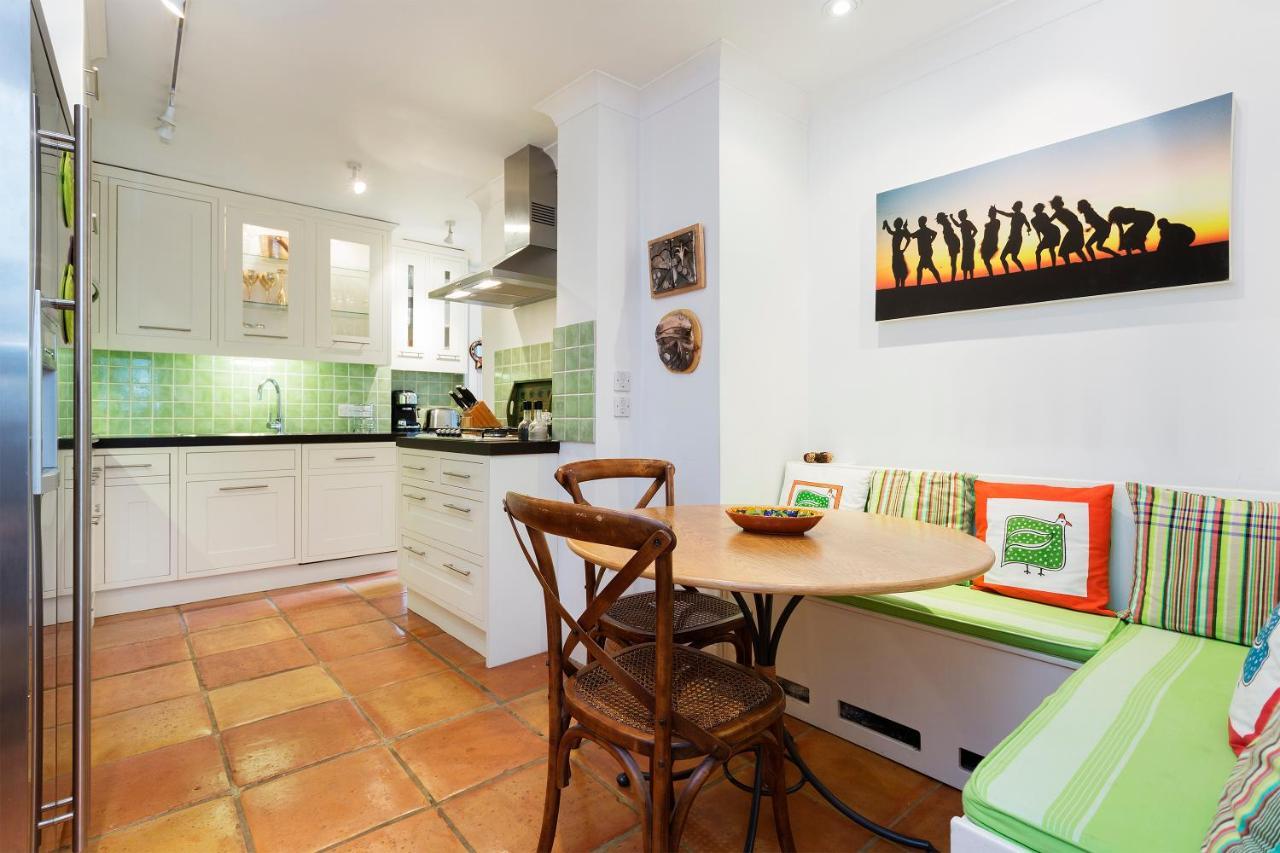 Veeve - South Kensington Garden Apartment