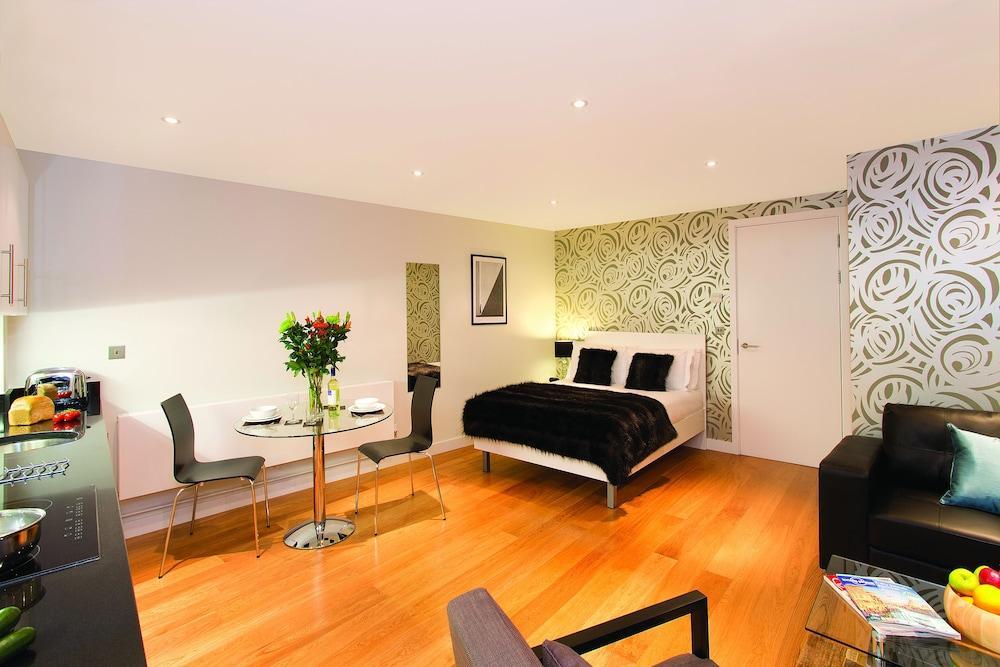 Red Lion Court By City2stay Londen