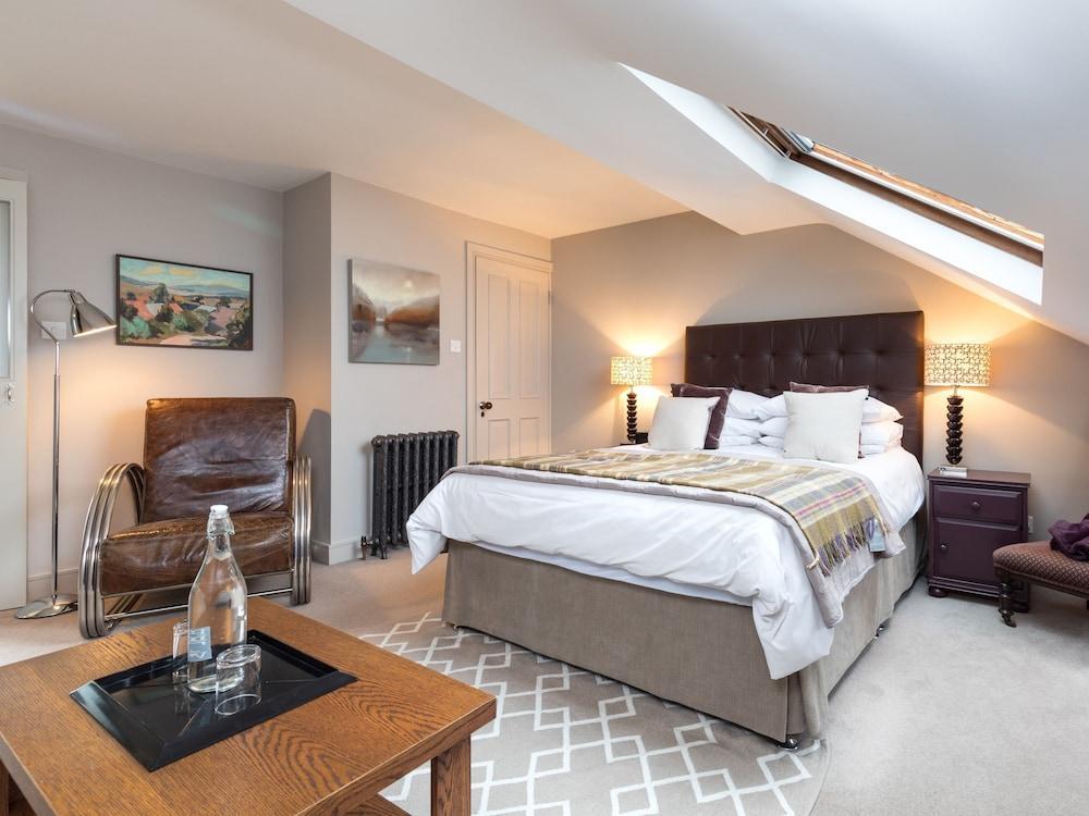 Bed & Breakfast Parklands B&B London
