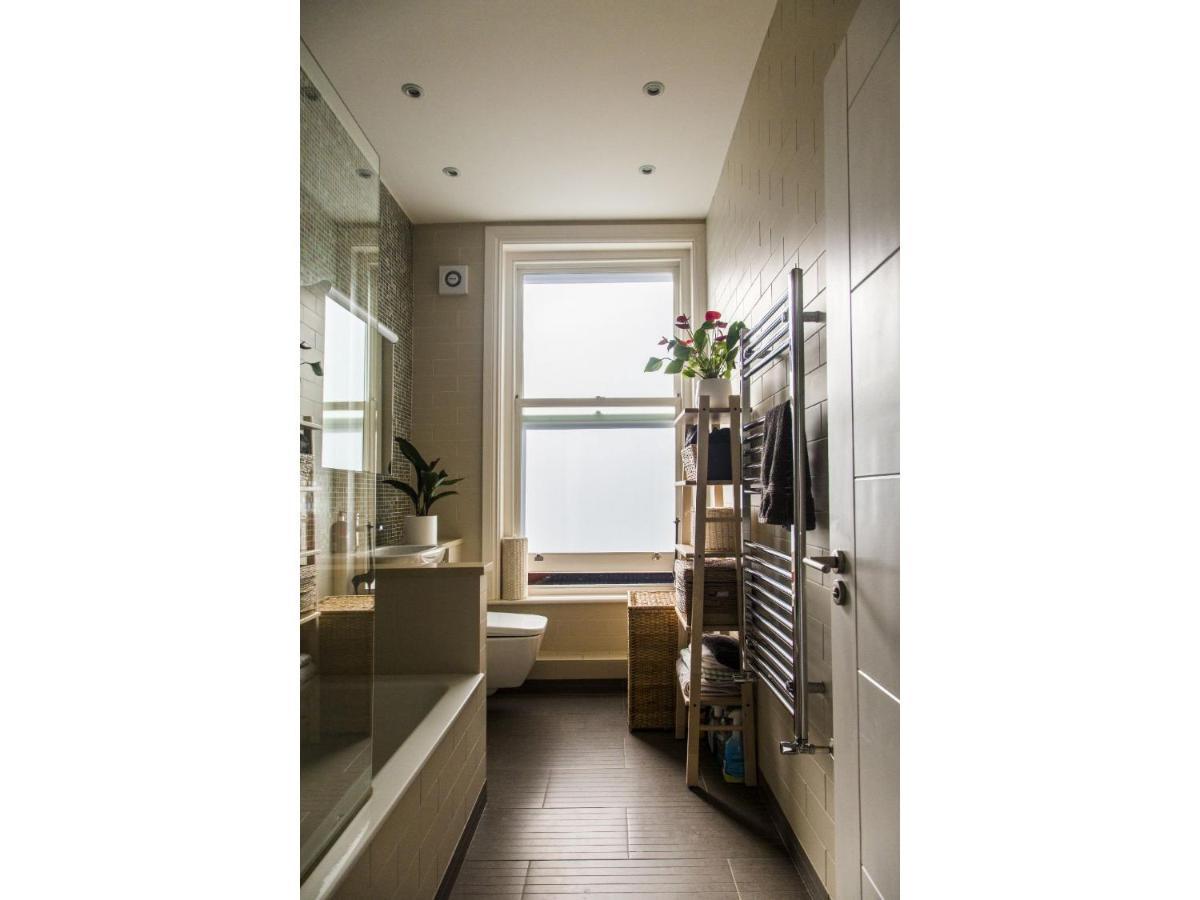 Modern In Hampstead For 4 * Londen