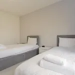 Modern 2 Bedroom Apartment in Morden
