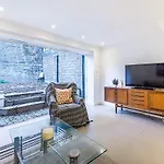 Stylish Apartment Camden