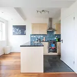 Pass The Keys Bright Apartment In Peckham With Free Parking