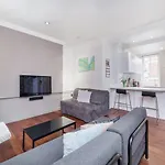 Modern 2Br Duplex Apartment 5 Mins From Covent Garden