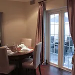 Paddington Patio Apartment