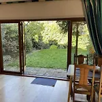 Beautiful 5-Bedroom Townhouse