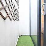 Stunning Apartment, Shirland Mews