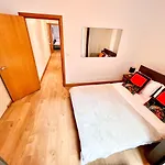 Superior Entire Apartment Between St Pauls Cathedral And Covent Garden
