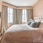 Sloane Street Luxurious / Modern Flat