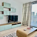 Luxury 2 Bedroom 2 Bathroom Apartment - London City Airport