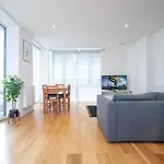 La Creme 1 Bed Apartment - Canning Town
