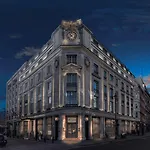 The Trafalgar St. James, London Curio Collection By Hilton