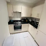 Luxurious 2 Bedroom Apartment In Central London