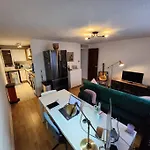 Amazing 1 Bed Flat, London Sw19