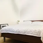 Lovely & Charming One-Bedroom Apartment, Chelsea