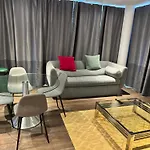 Phoenix 2 Bedroom Apartment In London