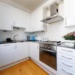 Notting Hill Gem - Stylish 1 Bedroom Apartment