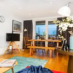 Immense Gorgeous 2Br Wbalcony & Office In Chelsea