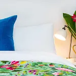 Immense Gorgeous 2Br Wbalcony & Office In Chelsea