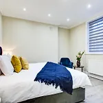 Hybrid Resi - Battersea Near Power Station
