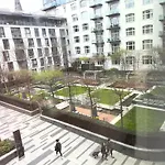 Tower Bridge, London Luxury Flat With Beautiful Garden Views