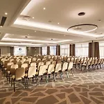 Doubletree By Hilton London Ealing