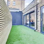 Hybrid Resi - London, Fulham Near Chelsea And Putney