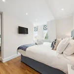 Nell Gwynn Chelsea Accommodation