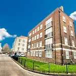Brick Lane Apartment