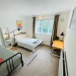 Greenwich Apartments By Sleepy