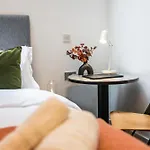 Notting Hill Studios By Sleepy