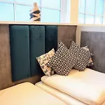 Cosy 2 Bed Modern Mews - Kings Cross