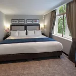 Wellington Hotel by Blue Orchid