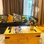 Charming Comfy Apartments By Kensington