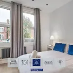 Last-Minute Secure L Exclusive Offer L Delightful 2-Bedroom Apartment In Tufnell Park L Sleeps Up To 5 Guests L By Live London Short Lets & Serviced Accommodation L