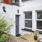 1 Bed Flat In East Dulwich