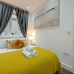 Modern 1 Bed Apartment - Us Embassy, Nine Elms & Battersea Station