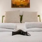 Athera - Finn House Hoxton, 2 Bedroom Entire Apartment, Close To Old Street Station