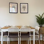Harper\'S Place Near Kings Cross - 2 Double Beds, 1 Sofa Bed, Great Location, Ideal For Families