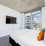 Crowne Views By Austin David Apartments