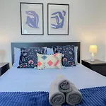 Cozy 2-Bedroom Flat With Private Balcony Near Islington Station, Canonbury