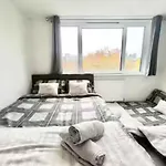 Paddington Private Room Sleeps 4