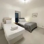 Stay In Westminster And Victoria