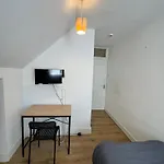 Cozy Room 7