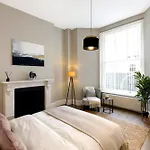Collingham Road - 2 Bedroom Apartment I