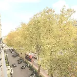 Family-Friendly Apartment In London 7 People