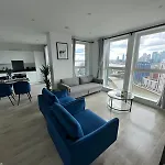 Ac Luxe Penthouse With Free Parking