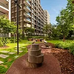 Battersea Power Station 2 Bed Close To Harrods