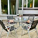 Cosy 3 Bedroom 3 Bathroom Flat With Private Garden- Maida Vale, Near Paddington