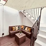 Lrg Stunning 5Bd Crouchend House